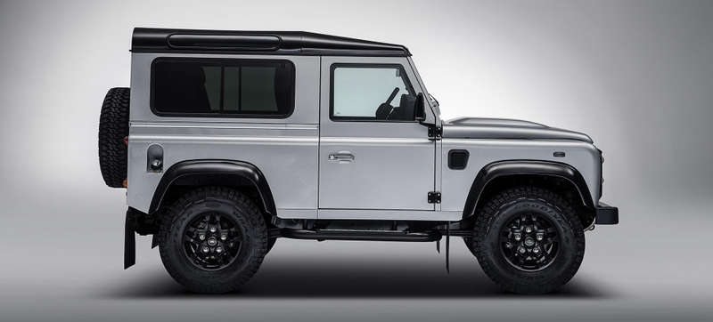 Illustration for article titled The 2 Millionth Land Rover Defender Was Built By Fans Like Bear Grylls